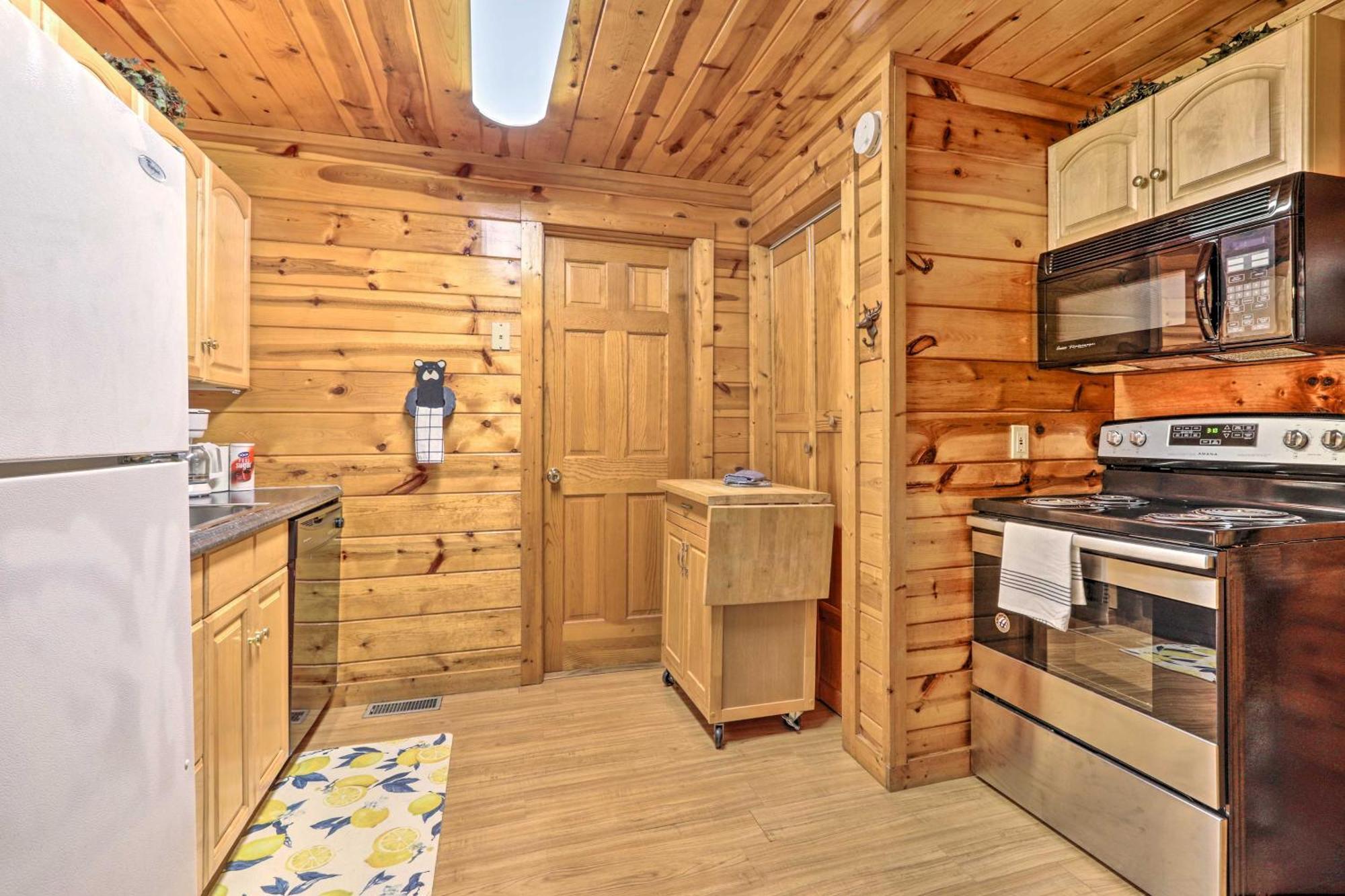 Cozy Mountain Cabin In Perfect Location เซอเวียร์วีล ภายนอก รูปภาพ