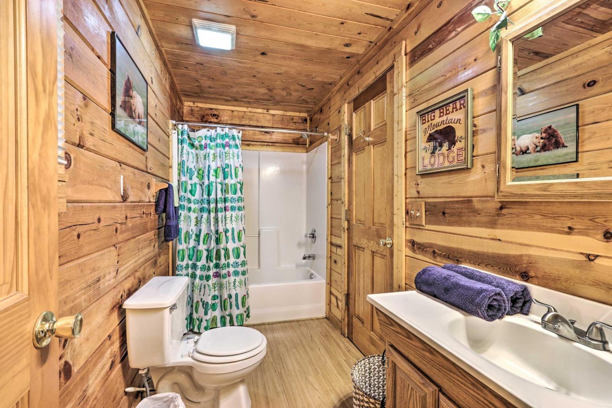 Cozy Mountain Cabin In Perfect Location เซอเวียร์วีล ภายนอก รูปภาพ