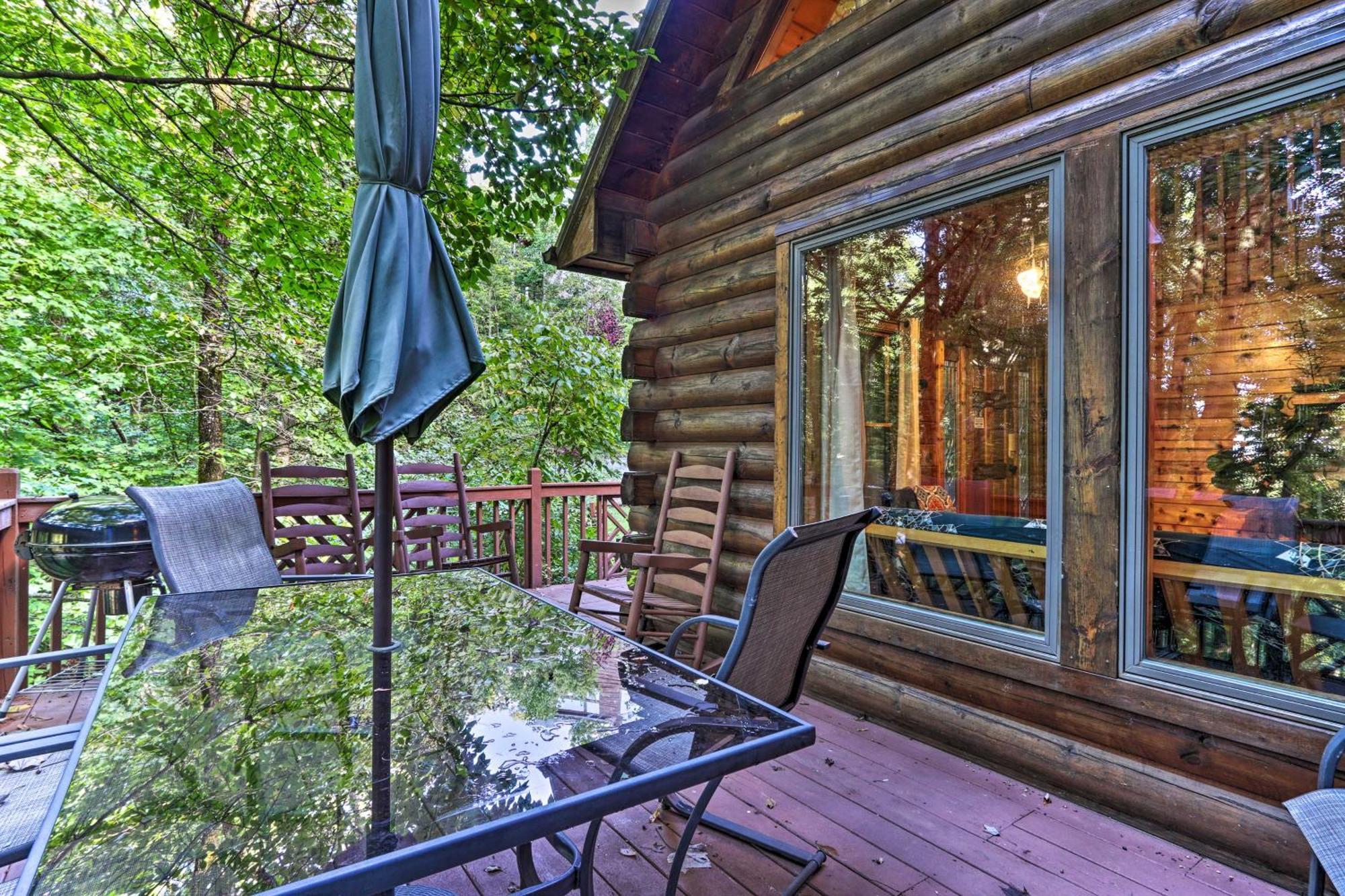 Cozy Mountain Cabin In Perfect Location เซอเวียร์วีล ภายนอก รูปภาพ