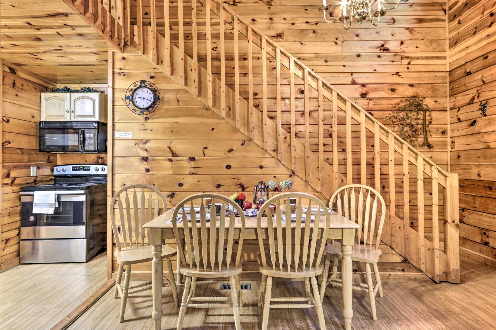 Cozy Mountain Cabin In Perfect Location เซอเวียร์วีล ภายนอก รูปภาพ